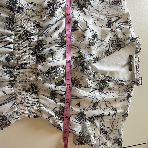 Shirred waisted dress with ruffled hem - Picture 3 of 6